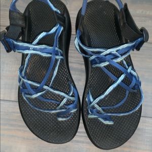 Triple strap Chacos